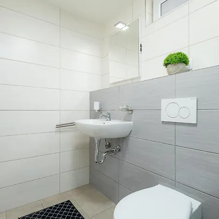 Beautiful Studio Lila Close To Sea * Poreč